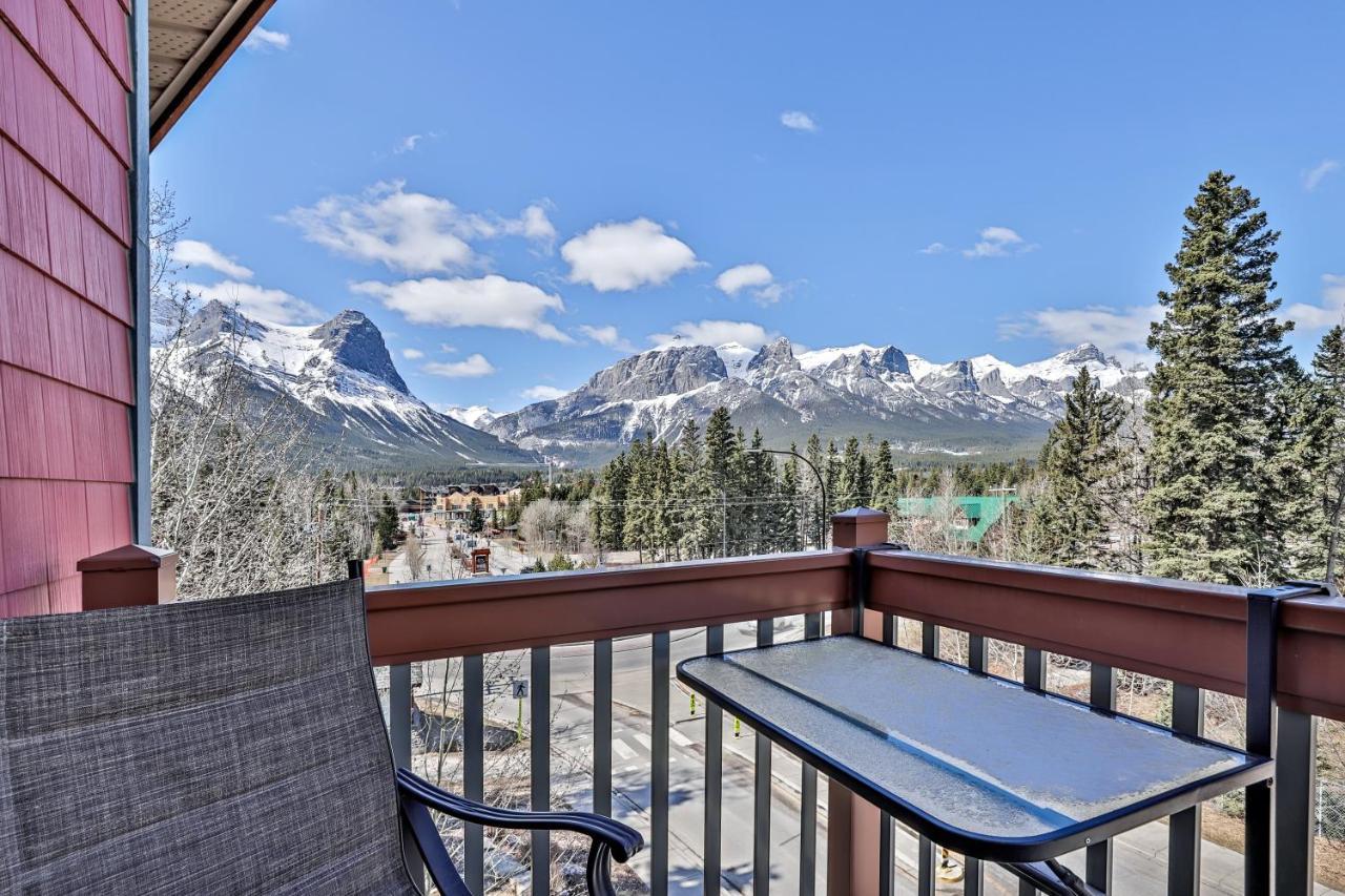 Spectacular Mountain View Corner Unit Pool Hot Tub Park Pass Canmore Exterior foto